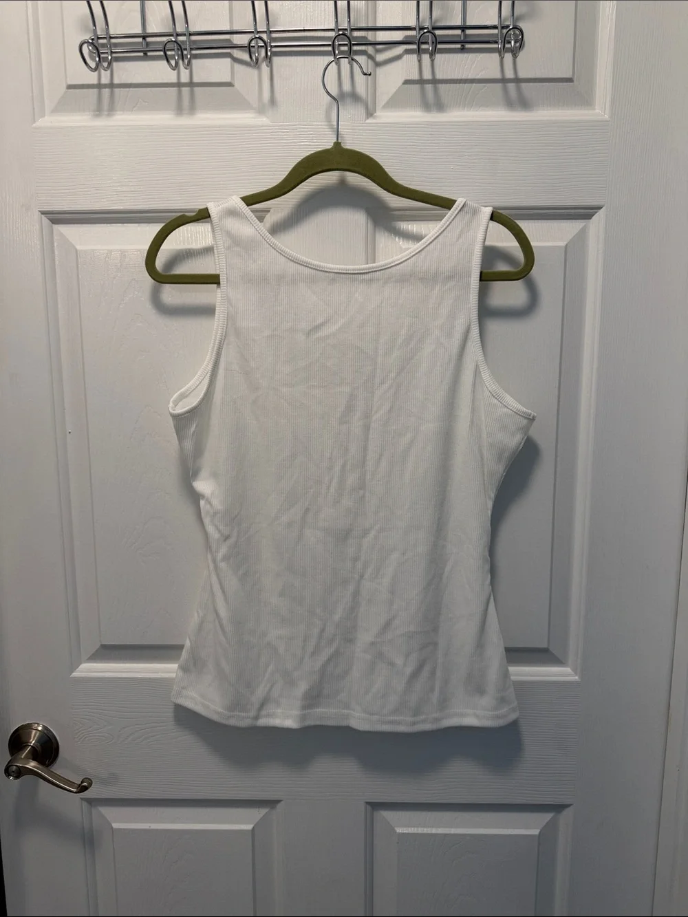 Source Unknown White Ribbed Henley Tank Top